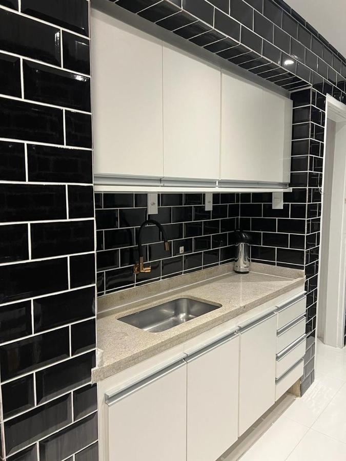 Apartamento Para Pessoas De Familia Ou A Negocio, Ap Lindo Aconchegante No Bras Proximo Igreja Mundial,Mercado Municipal, 25 De Marco, Templo Salomao, Metro Dom Pedro Ll, Bancos, Mercado E Etc São Paulo Luaran gambar